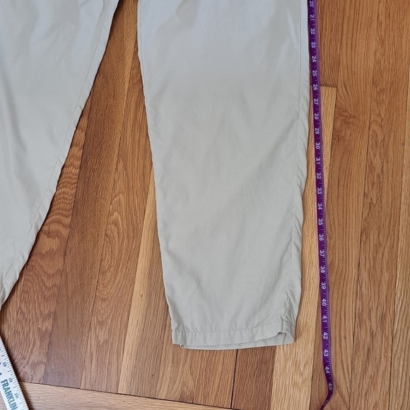L.L. BEAN Men's Large Convertible Pants Zip Off Nylon Belted Tan 34" Waist Hike - Picture 11 of 12